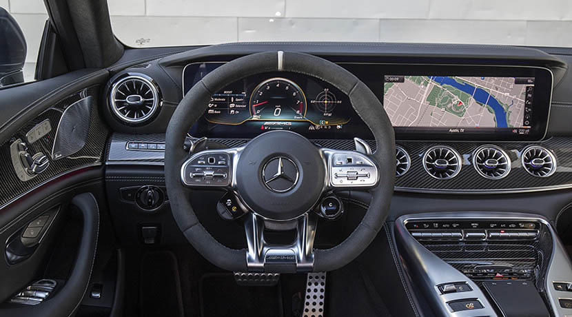 Steering wheel Performance of the Mercedes-AMG GT 63 S 4 Doors 