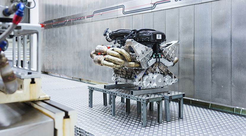 V12 engine with 1,000 HP of Aston Martin Valkyrie 